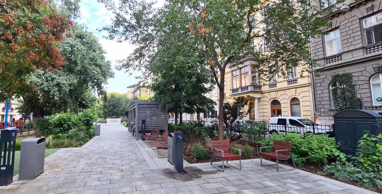 Aranyos Apartment at Jokai sq Budapest Kültér fotó